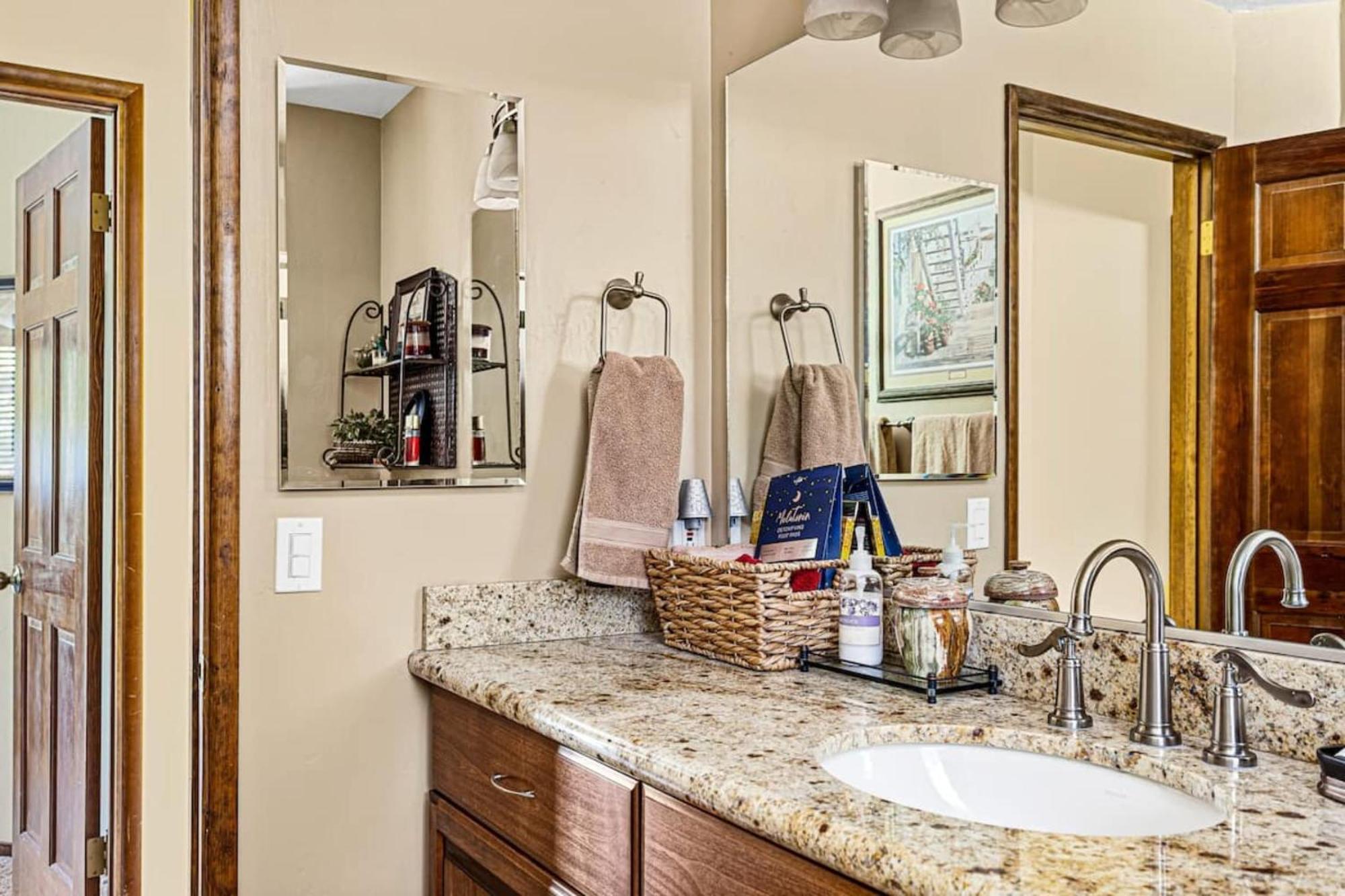 Sutter Ln By Avantstay Beautifully Remodeled Kitchen,4Cabin-Chic Bedrooms Blue Jay Exterior photo